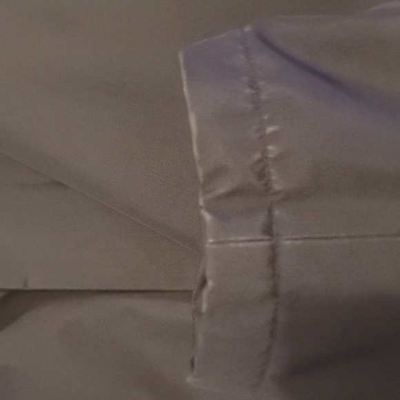 Hugo Boss Men's Black Lined Fall Raincoat Size M - Picture 5 of 6